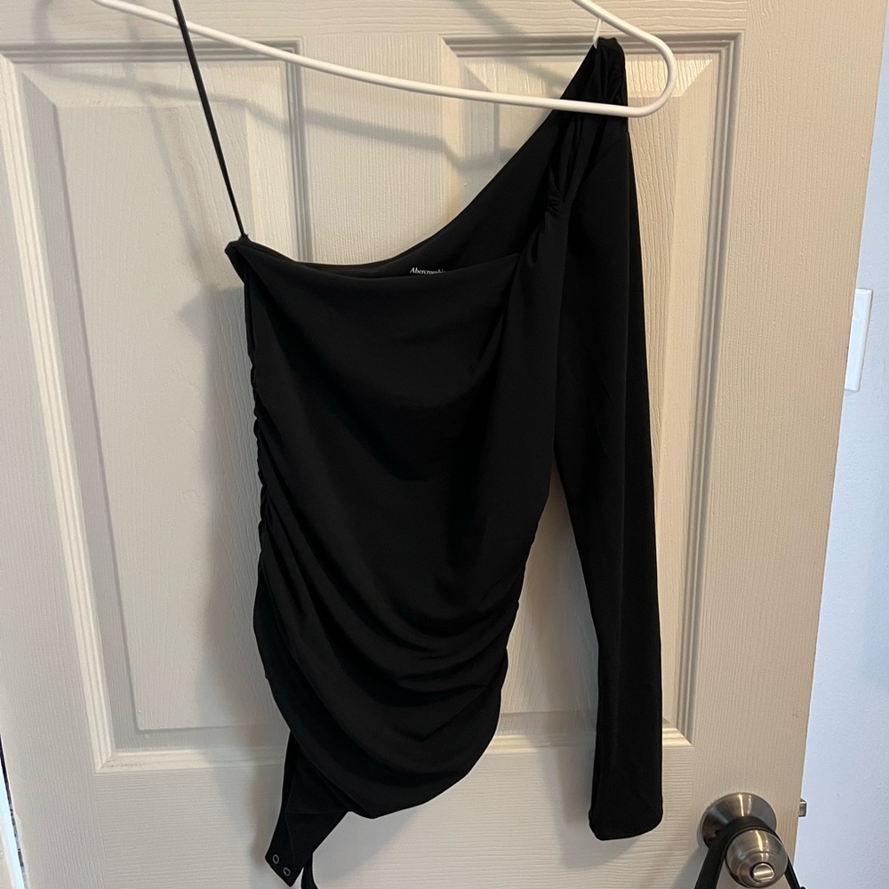 Abercrombie & Fitch Elegant One Shoulder Black Bodysuit